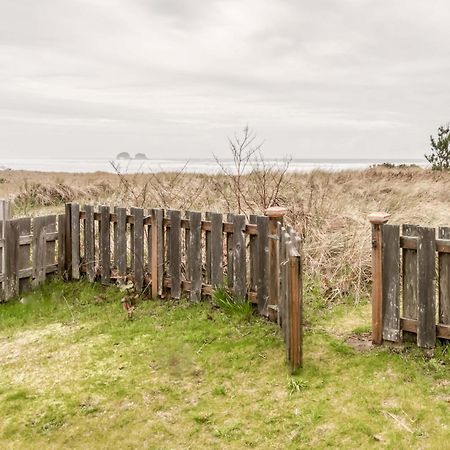 Villa The Hamptons Rockaway Beach Exterior foto