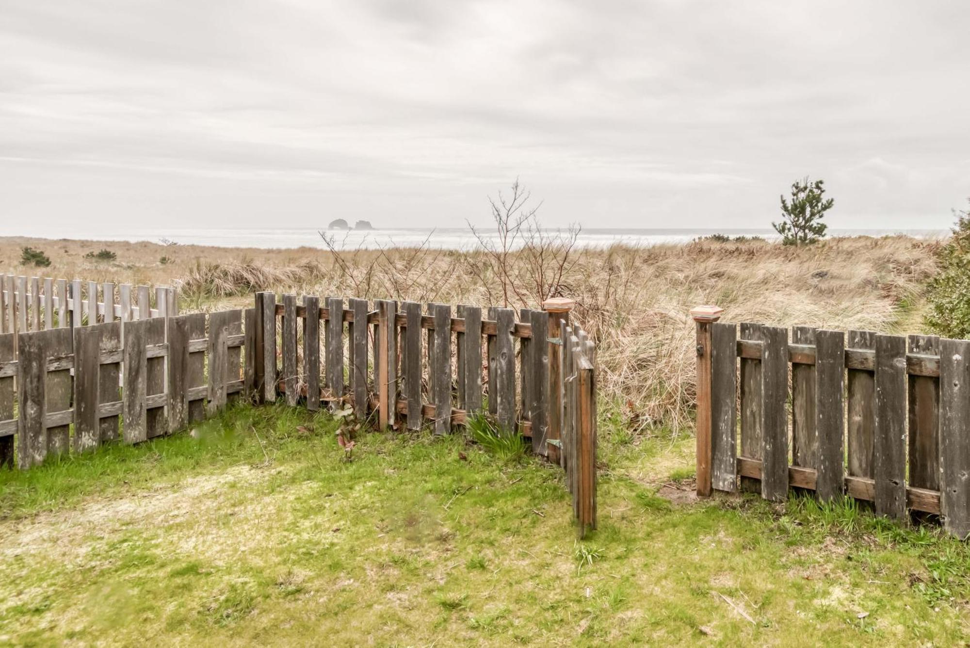 Villa The Hamptons Rockaway Beach Exterior foto